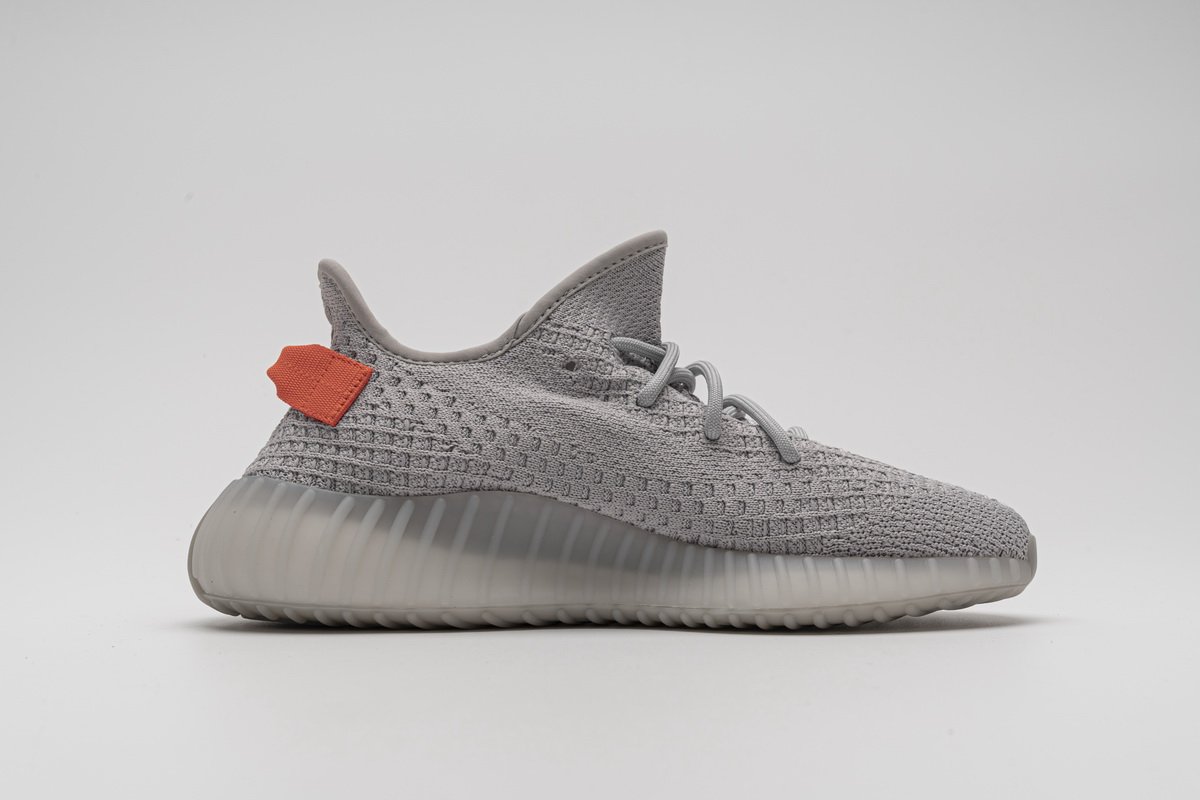 FX9017 adidas Yeezy Boost 350 V2 “Tail Light” - Repsneakers